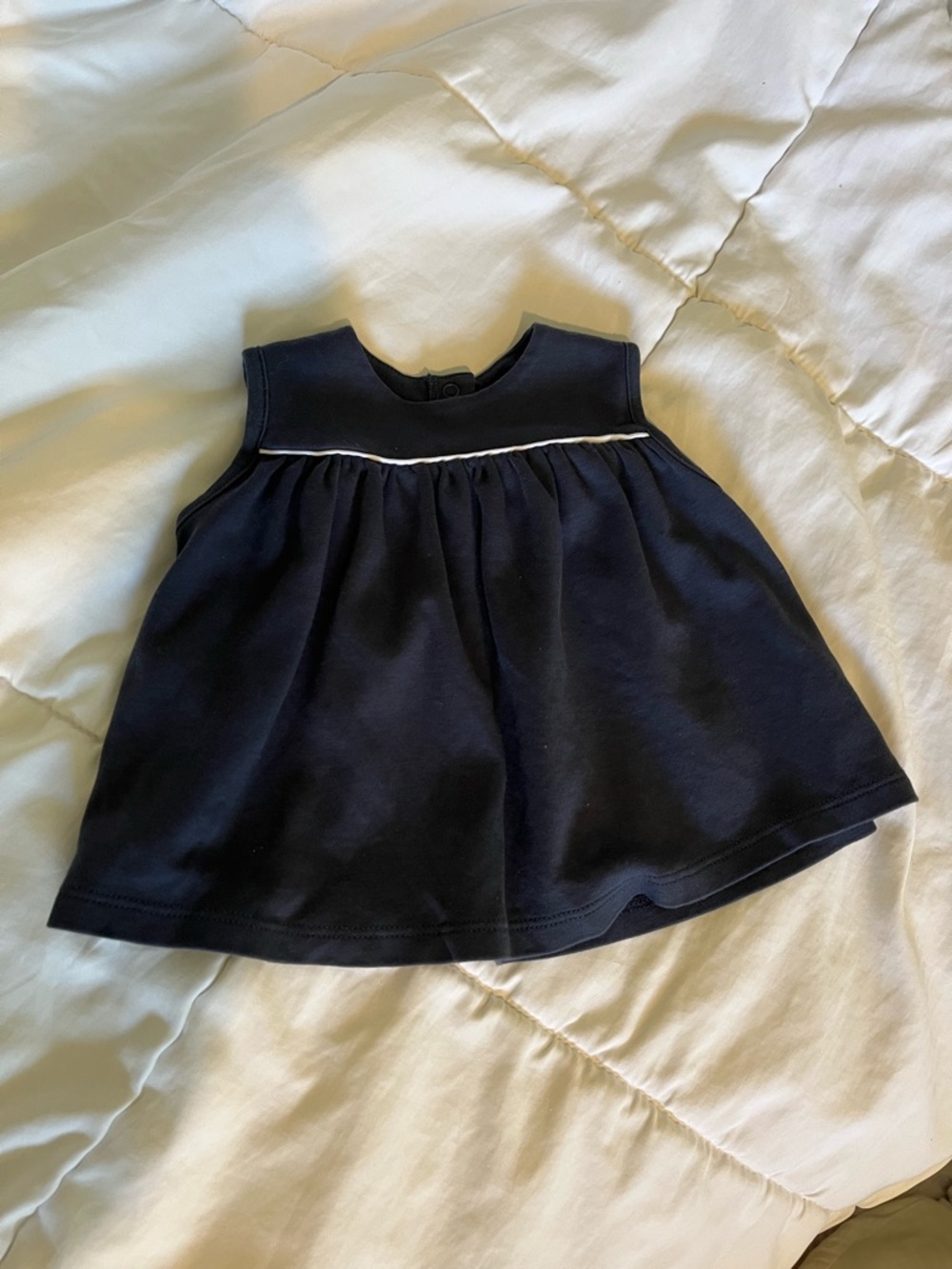 Dowell day tank Navy with White Piping